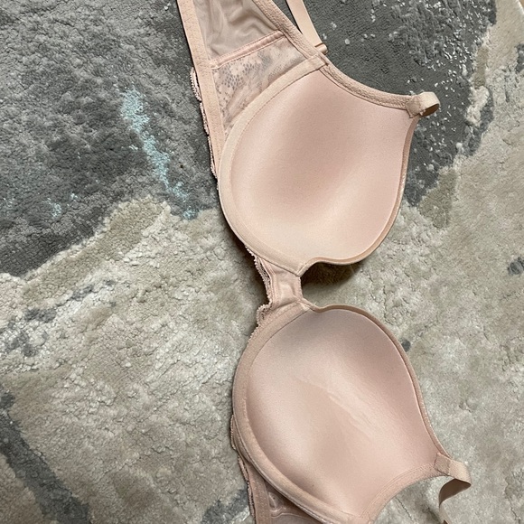 NWT Victoria’s Secret push up bra 34D lot of 2 - Picture 6 of 8